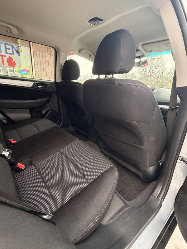 2016 Subaru Outback 2.5i Premium