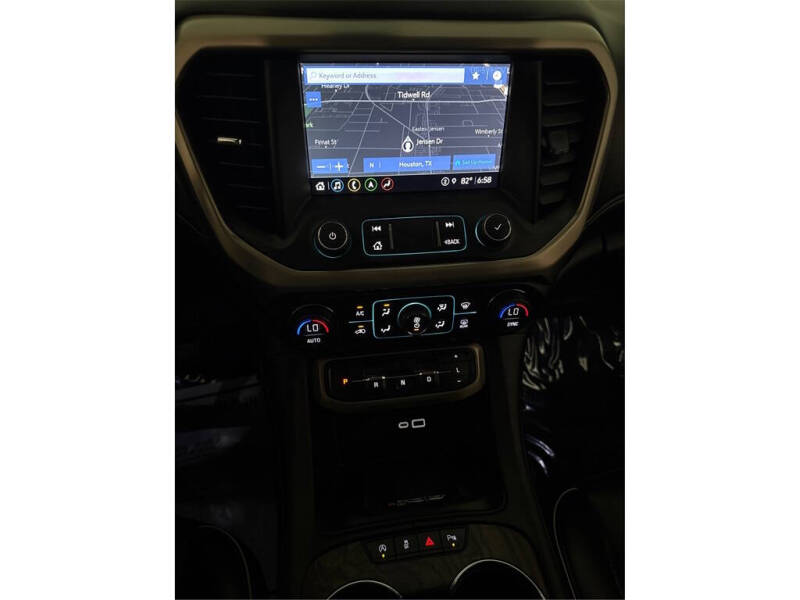 2021 GMC Acadia Denali