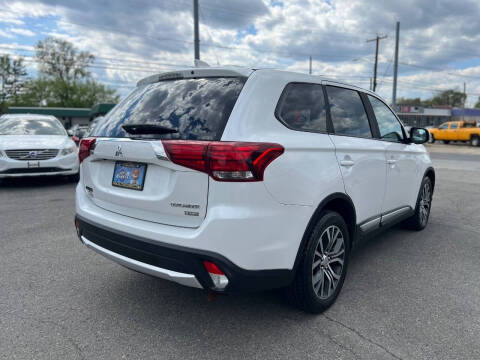2017 Mitsubishi Outlander SEL