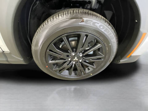 2026 Mitsubishi Eclipse Cross LE