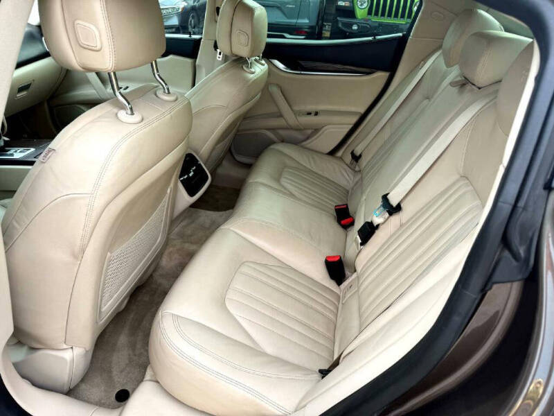 2015 Maserati Ghibli