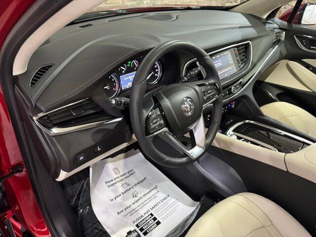 2024 Buick Enclave Essence
