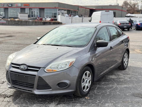 2014 Ford Focus for sale at ERS Motors, LLC. in Bridgeton MO