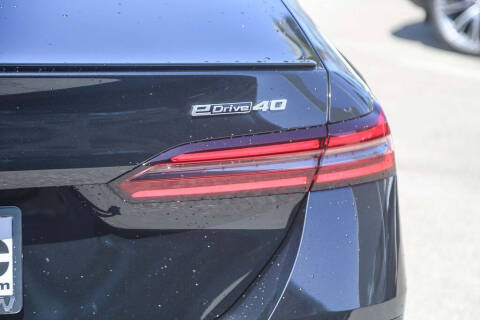 2027 BMW i5 eDrive40