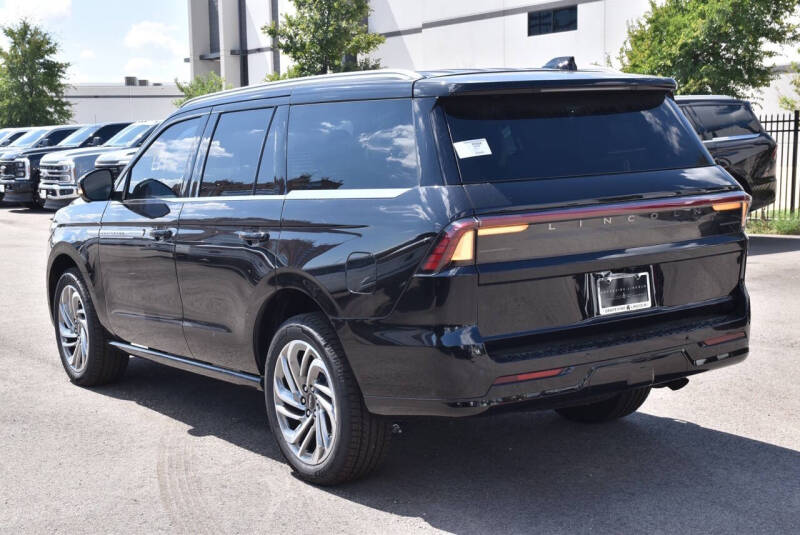 2025 Lincoln Navigator Reserve