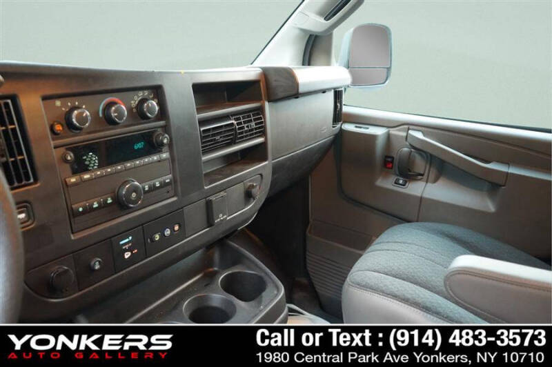 2024 Chevrolet Express 2500