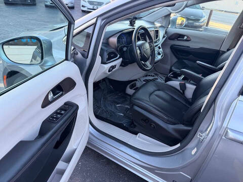2018 Chrysler Pacifica Touring L