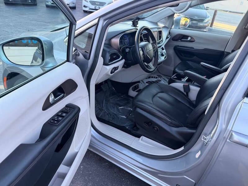 2018 Chrysler Pacifica Touring L