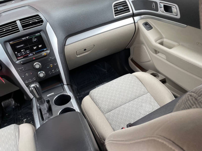 2011 Ford Explorer XLT