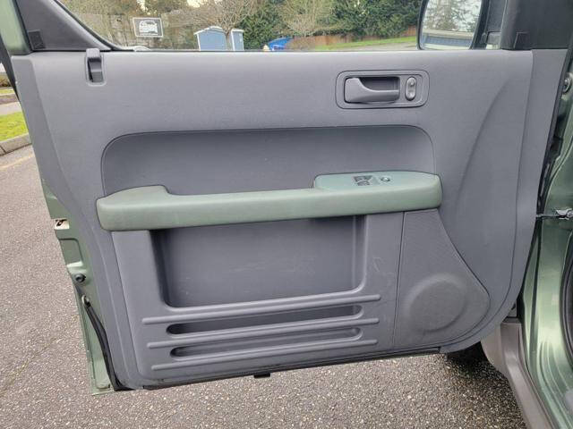 2004 Honda Element LX