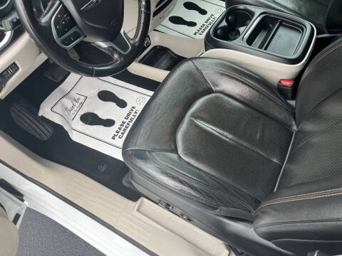 2020 Chrysler Pacifica Touring L