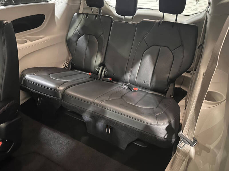 2019 Chrysler Pacifica Touring L