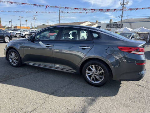2020 Kia Optima LX