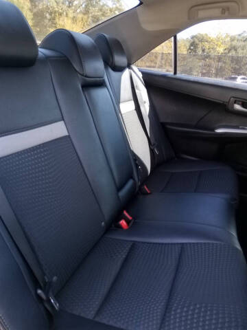 2014 Toyota Camry SE