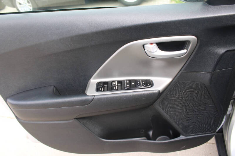2018 Kia Niro FE