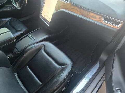 2016 Tesla Model S 75D