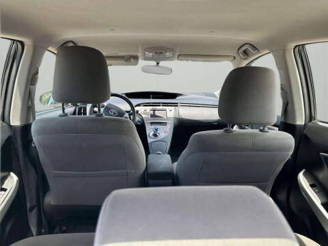 2015 Toyota Prius Three