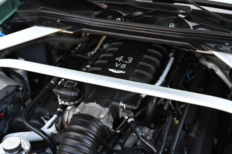 2008 Aston Martin V8 Vantage Roadster