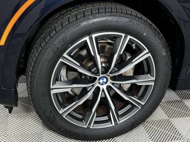 2023 BMW X6 xDrive40i