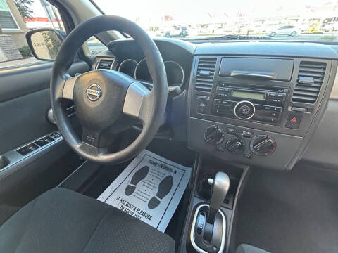 2012 Nissan Versa 1.8 S