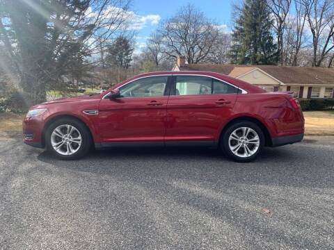 2015 Ford Taurus for sale at FIVE FRIENDS AUTO in Wilmington DE