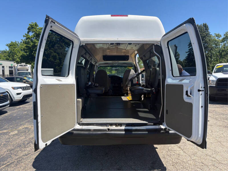 2008 Ford E-Series E-250