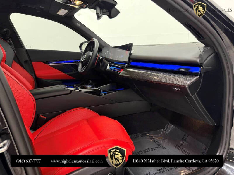 2025 BMW M5