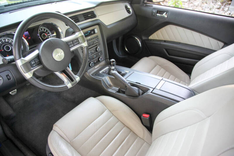 2013 Ford Mustang GT Premium