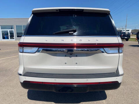 2023 Lincoln Navigator L Reserve