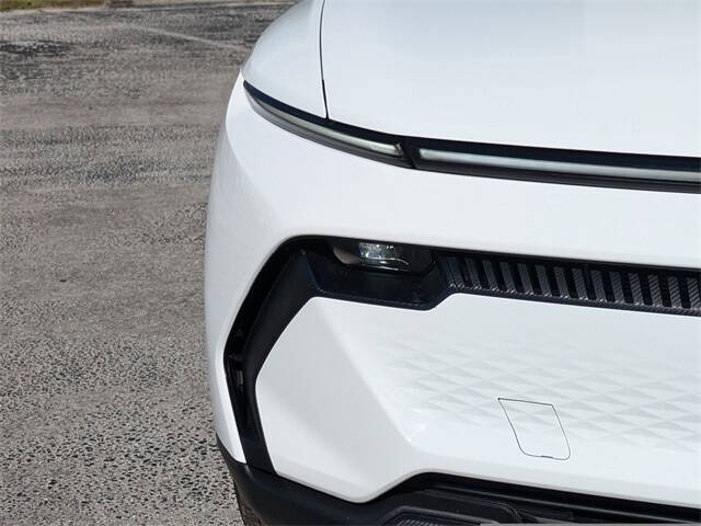 2026 Chevrolet Equinox EV LT 2