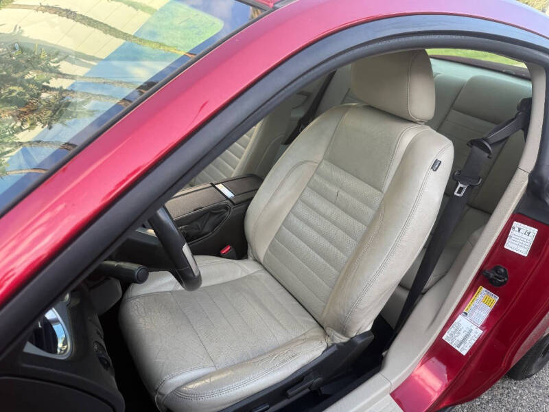 2010 Ford Mustang V6