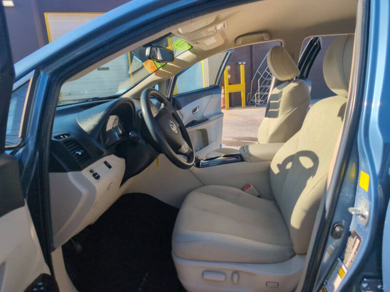 2011 Toyota Venza FWD 4cyl