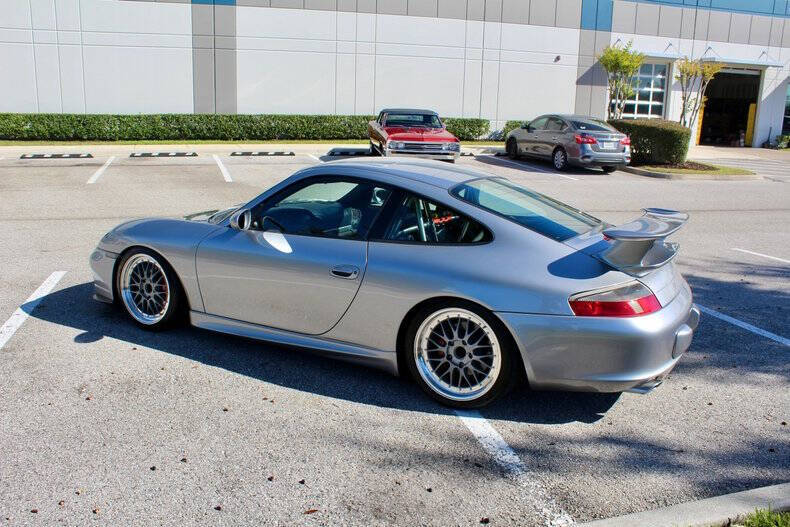 2004 Porsche 911