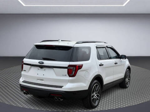 2018 Ford Explorer Sport