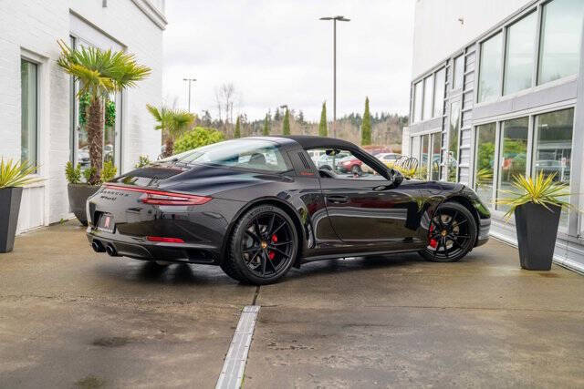 2018 Porsche 911 9
