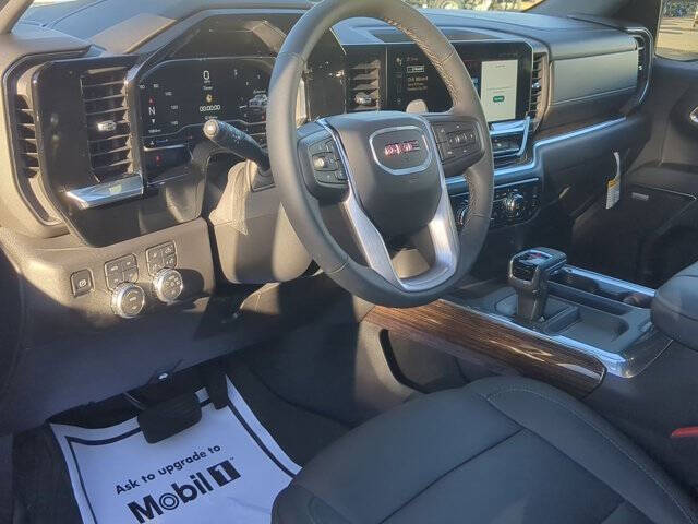 2025 GMC Sierra 1500
