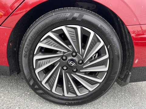 2024 Hyundai Sonata Hybrid Limited