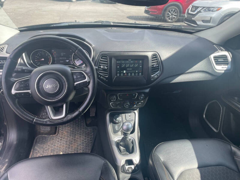 2017 Jeep Compass Latitude