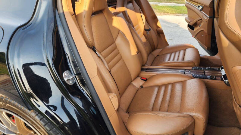 2012 Porsche Panamera Turbo