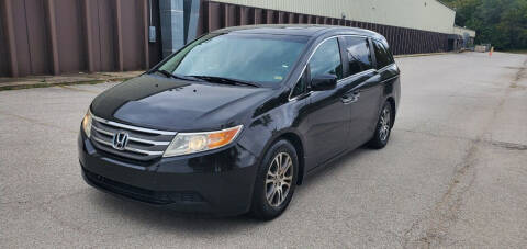 2012 Honda Odyssey for sale at EXPRESS MOTORS in Grandview MO