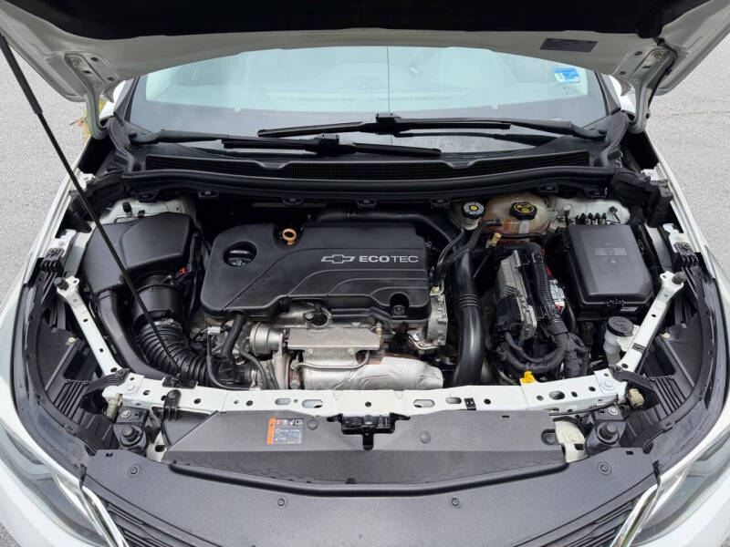 2017 Chevrolet Cruze LT Auto