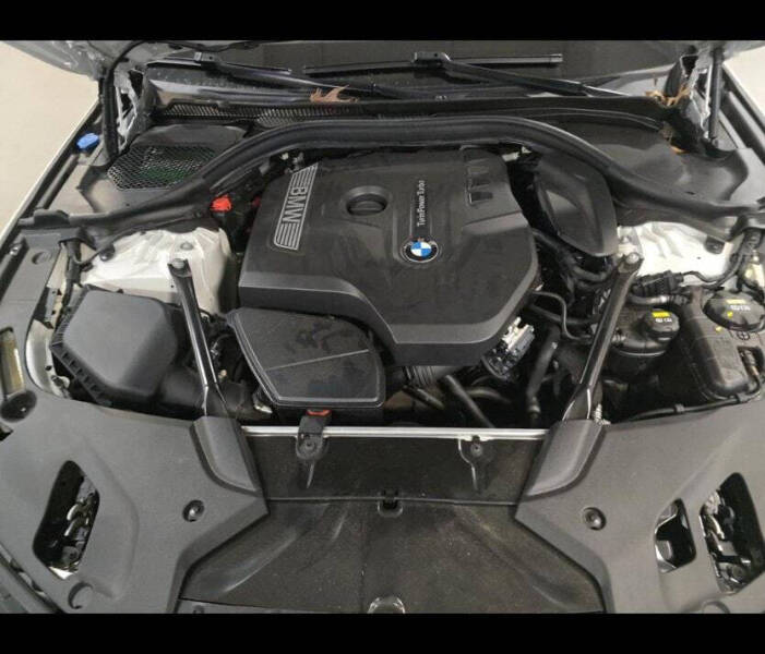 2018 BMW 5 Series 530i