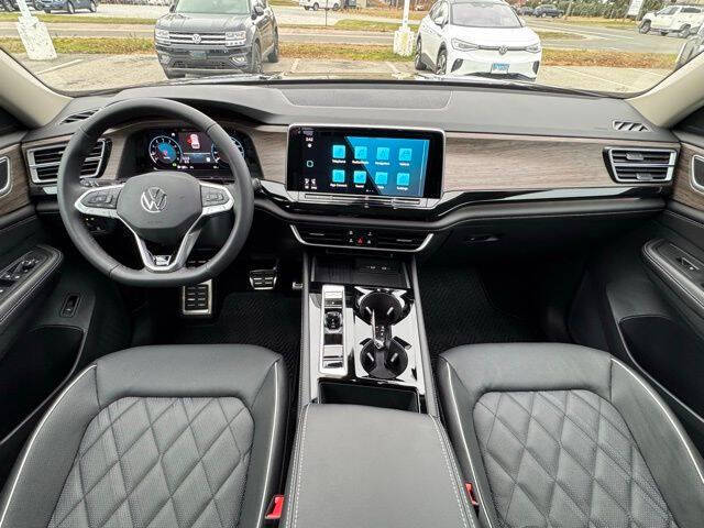 2026 Volkswagen Atlas SEL Premium R-Line 4Motion