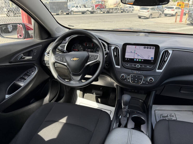 2025 Chevrolet Malibu LT