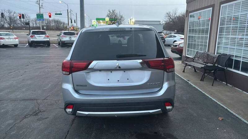 2017 Mitsubishi Outlander