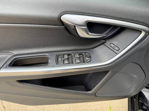 2013 Volvo S60 T5 Premier