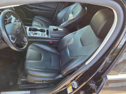 2021 Ford Edge Titanium