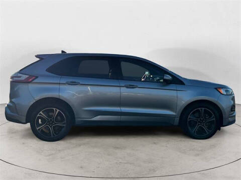 2020 Ford Edge ST