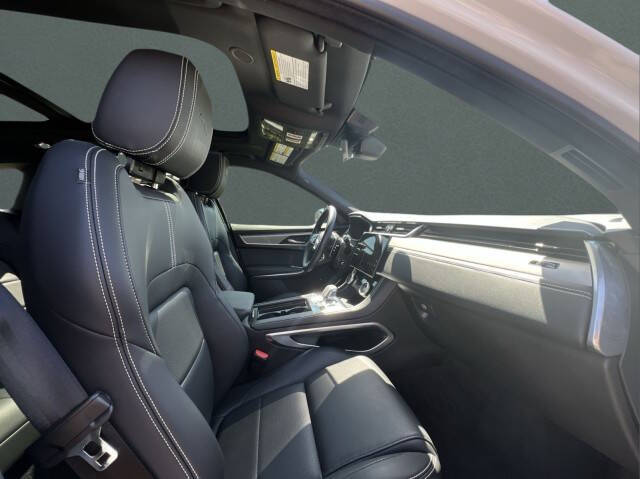 2025 Jaguar F-PACE P250 R-Dynamic S