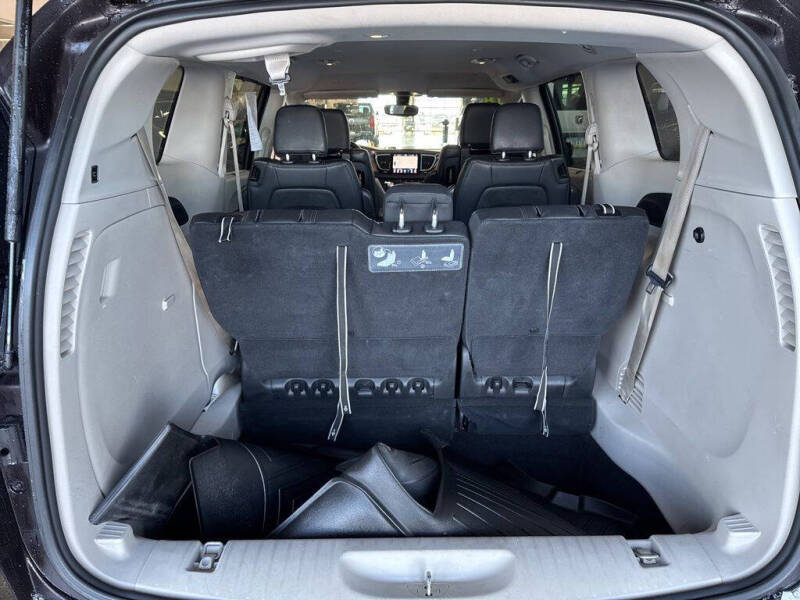 2018 Chrysler Pacifica Touring L Plus